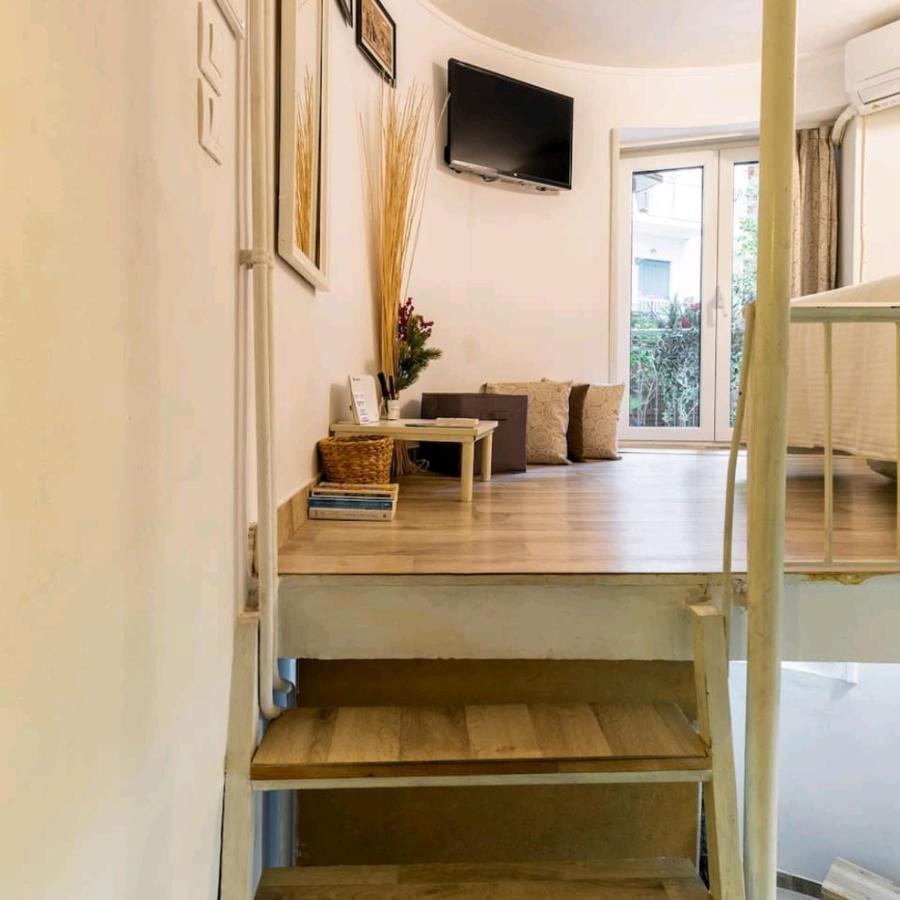Acropolis Elegant Maisonette By Lodgespot Atenas Exterior foto